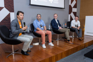 Reinaldo Marques, Stéphane Loisel, Simon Solvsten e Stuart Calam no 2º Fórum IRB(P&D)