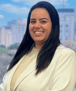 Flávia Aquino