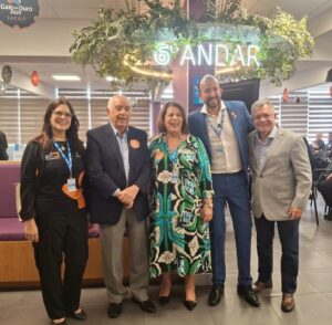 Da esquerda para a direita: Sonia Marra, presidente do CVG-RJ; Nilton Molina, presidente do Conselho de Administração da MAG Seguros; Fátima Monteiro, presidente do CCS-RJ; Rogério Araújo, idealizador do Minha Vida Protegida e Pedro Monteiro, diretor-adjunto do CVG-RJ – Foto: Divulgação